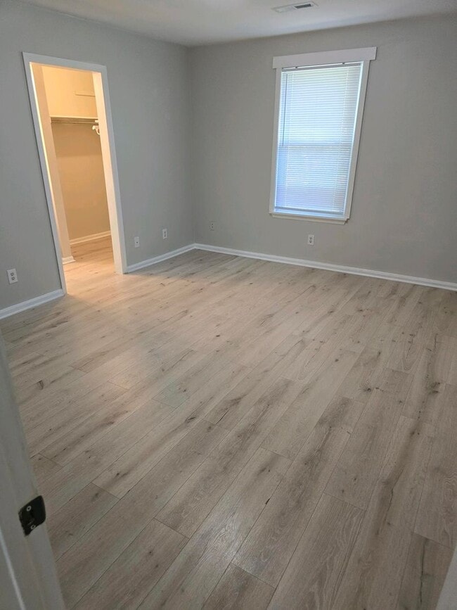 Building Photo - Lovely Summerville Home in desirable Schoo...