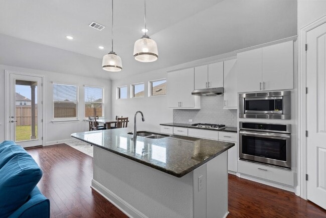 Building Photo - 129 Smokebush Trail