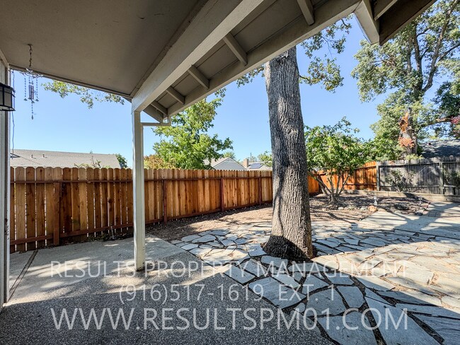 Building Photo - 5401 Ash Ct