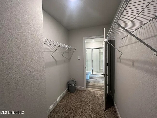 Building Photo - Charming 4BR House in Biloxi