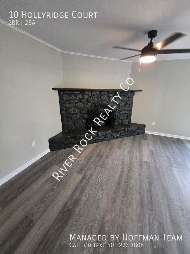 Building Photo - 10 Hollyridge Ct