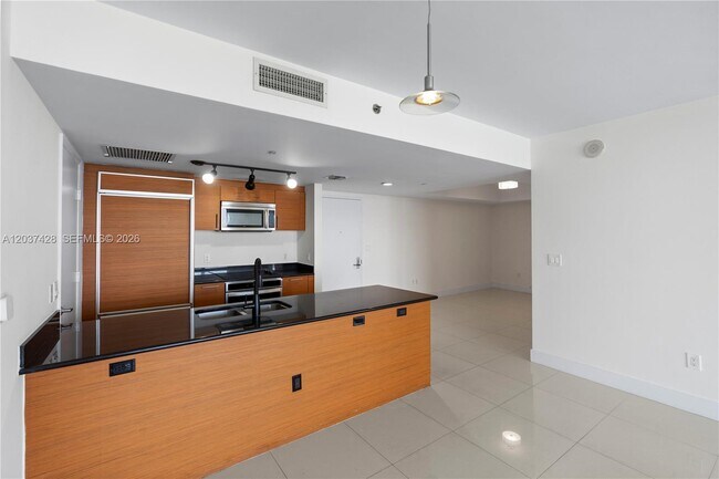 Building Photo - 50 Biscayne Blvd
