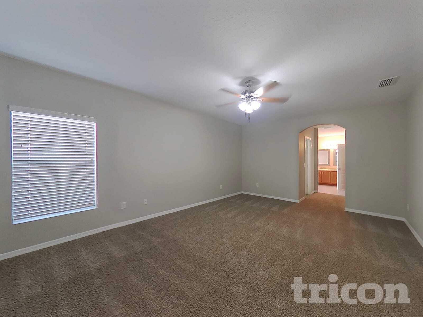 Building Photo - 492 Shirley Dr