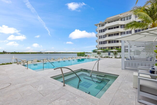 Building Photo - 2773 S Ocean Blvd