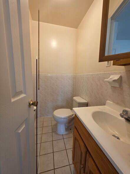 Building Photo - 317 E 169th St