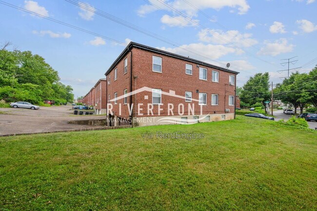 Building Photo - 7796 Stillwell Rd