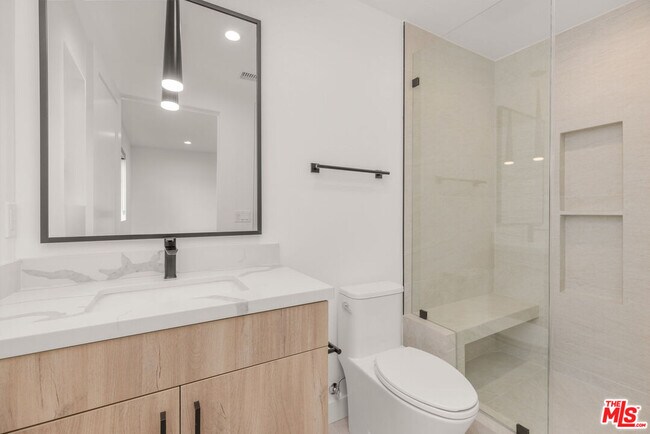 Building Photo - 12704 Pacific Ave