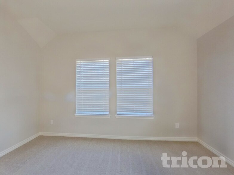 Building Photo - 125 Acadia Ln