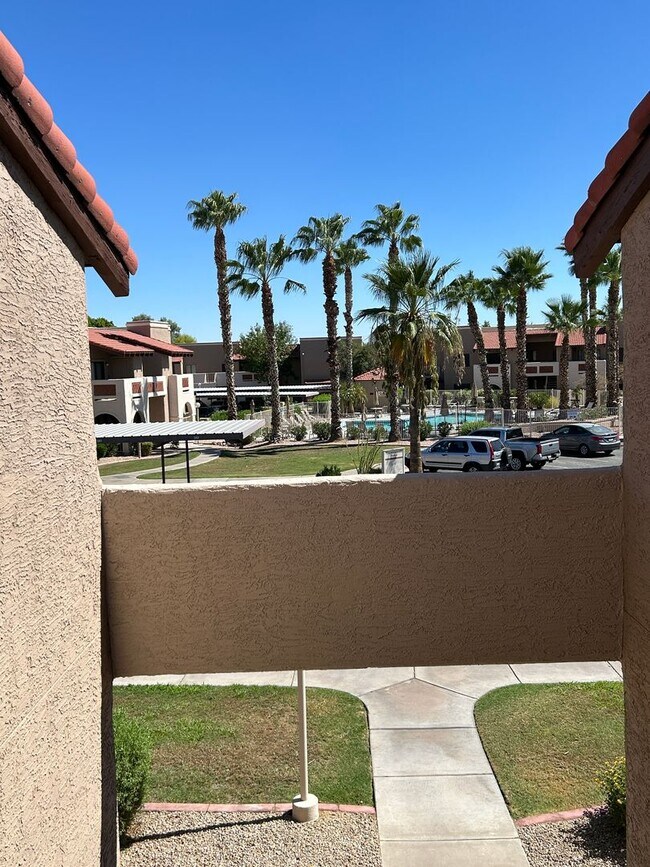 Building Photo - 1 BEDROOM THUNDERBIRD PASEO