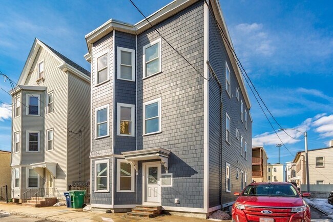 Building Photo - 8 Shetland St