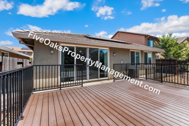 Building Photo - 571 Willow Ridge Ct