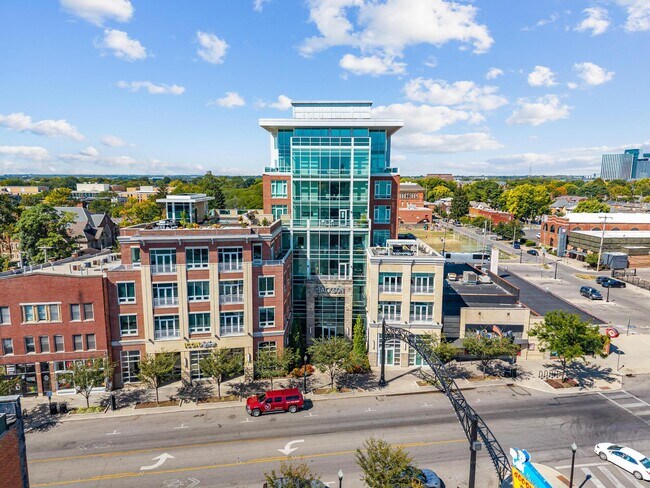 Building Photo - 1145 N High St
