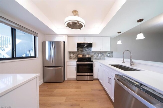 Building Photo - 17458 Blueberry Hill Dr