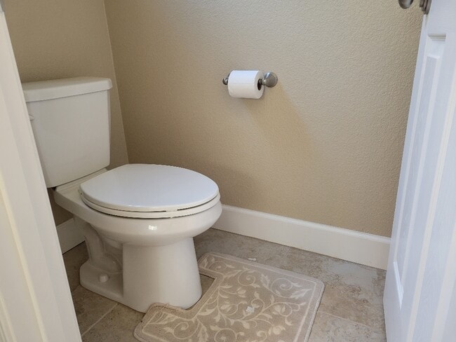 Building Photo - 1618 Oak St