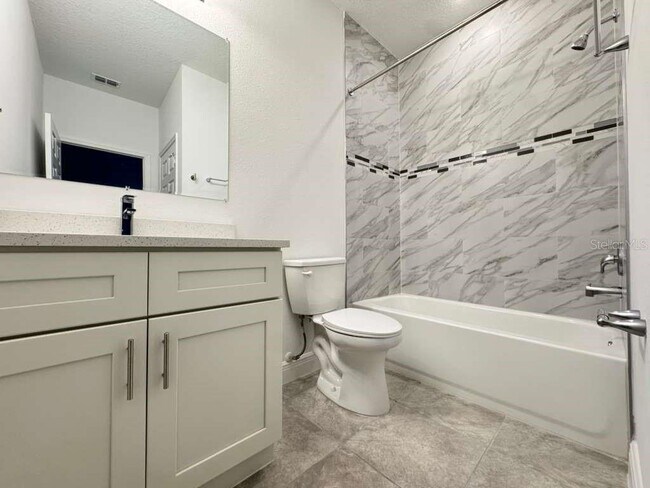 Building Photo - 2692 SW 161st Loop