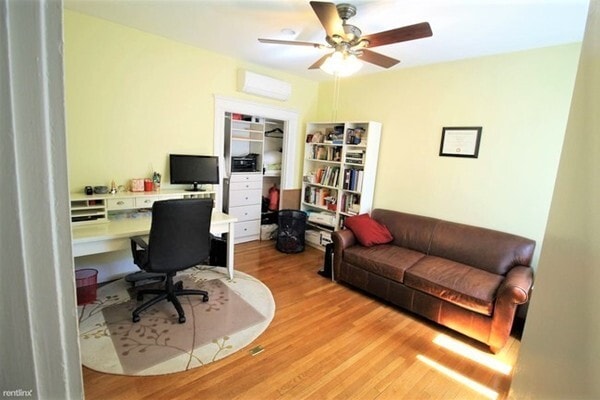 Building Photo - 54 Dwight St