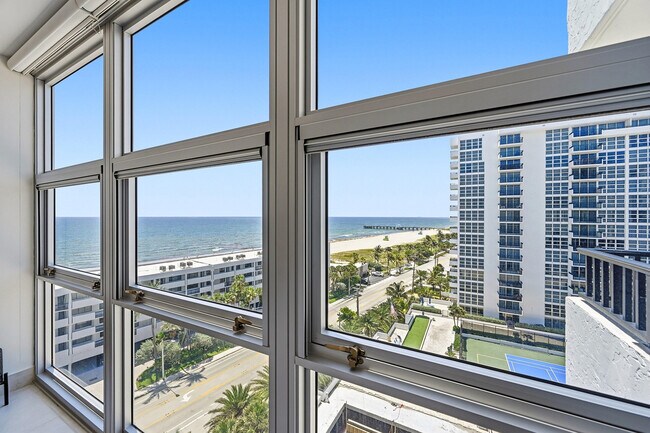 Building Photo - 531 N Ocean Blvd