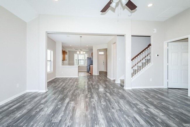 Building Photo - 18446 Sunrise Pines Dr