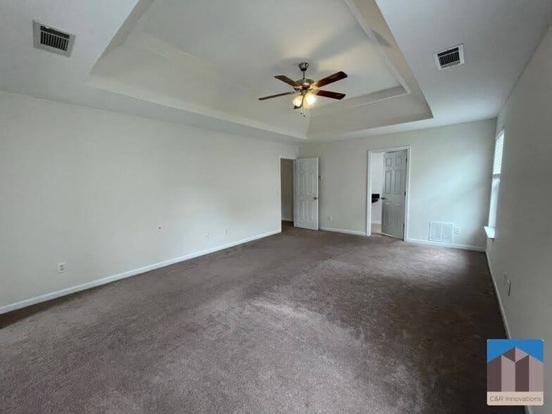 Building Photo - 4331 Ash Tree St