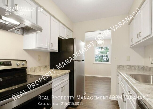 Building Photo - 3324 Valley Dr