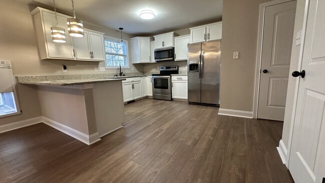 Building Photo - 3149 Timberdale Dr