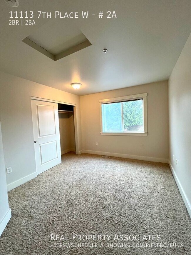 Building Photo - Everett Townhome Condo - 2 Bedroom/2 Bath