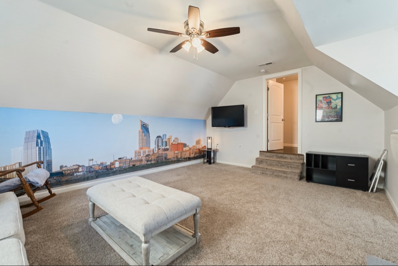 Building Photo - 705 Ellie Dr