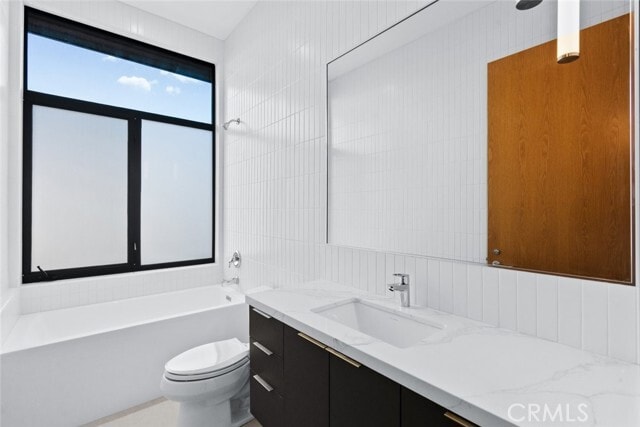 Building Photo - 922 W Clark Ave