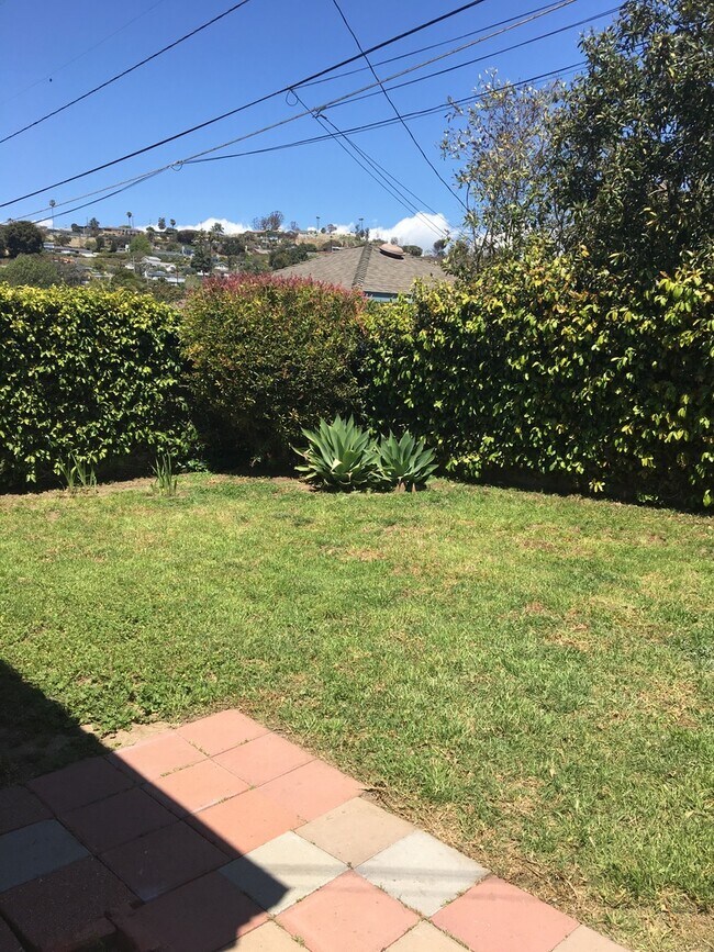 Midtown Ventura Studio N. N Dos Caminos Ave Ventura CA 93003