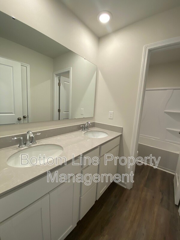 Building Photo - 1472 Forkhorn Dr