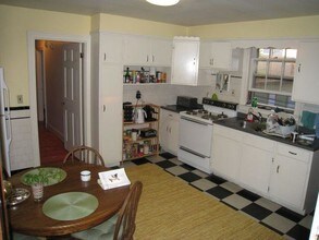 Building Photo - 277 Washington St