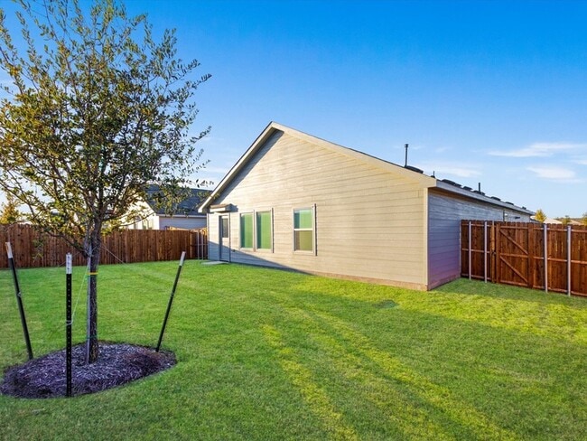 Building Photo - 1621 Baugh St