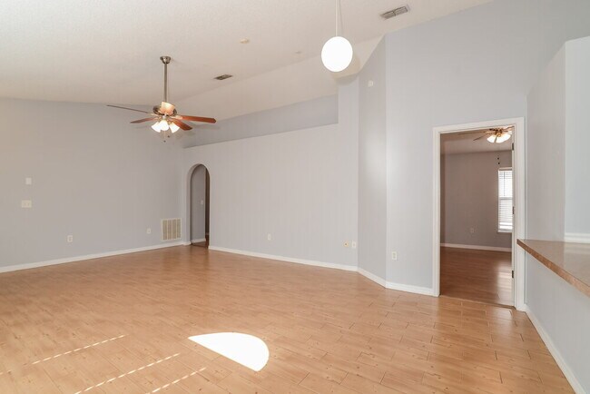 Building Photo - 6845 Ebans Bend