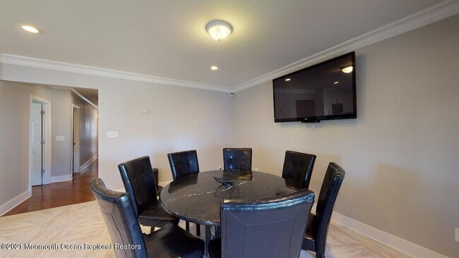 Building Photo - 193 Ludlow St