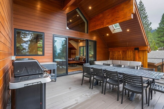 Building Photo - The ultimate Tahoe experience
