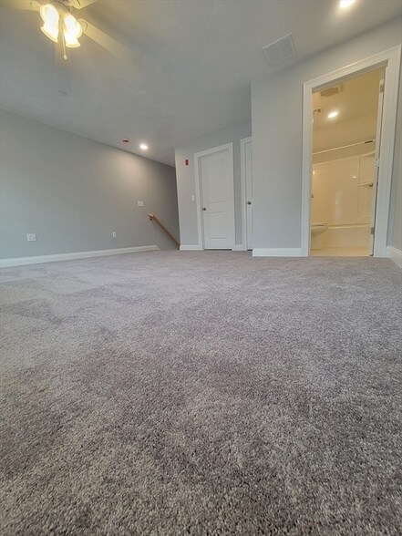 Building Photo - 63 N Arlington St