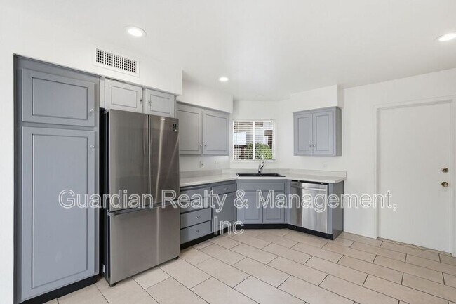 Building Photo - 7238 E Joshua Tree Ln