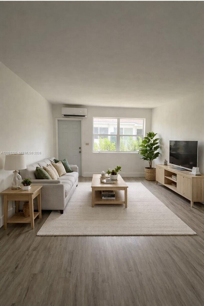 Building Photo - 2410 NW 11th St