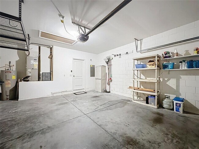 Building Photo - 3169 Queen Alexandria Dr