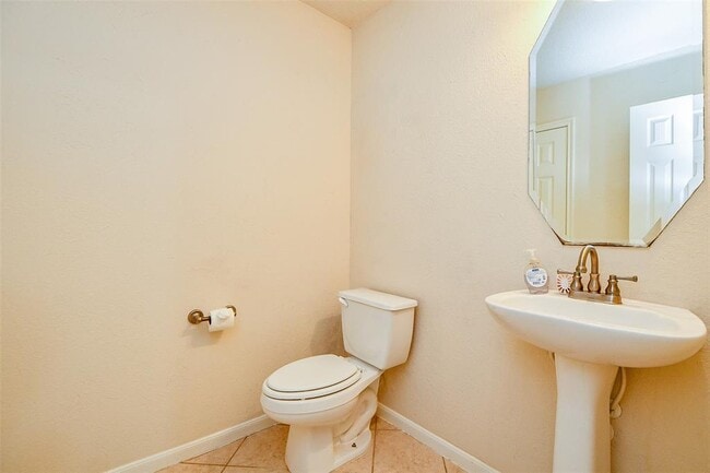 Building Photo - 22238 Orchard Dale Dr