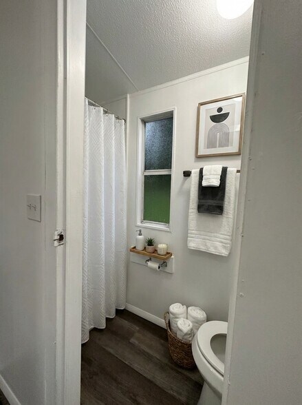 Building Photo - 4823 NW 27th St