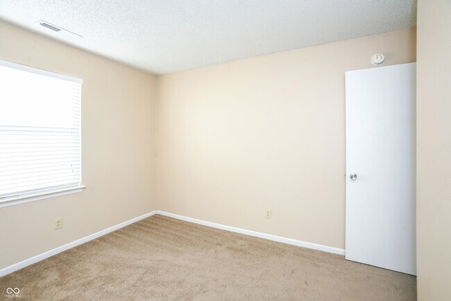 Building Photo - 2378 Harvest Moon Dr