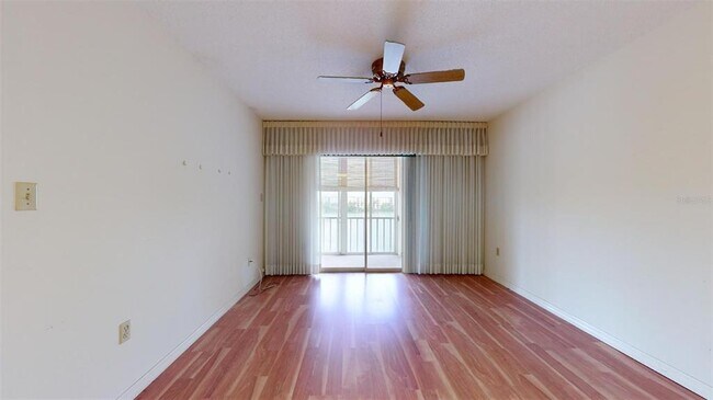 Building Photo - 3432 Lake Bayshore Dr