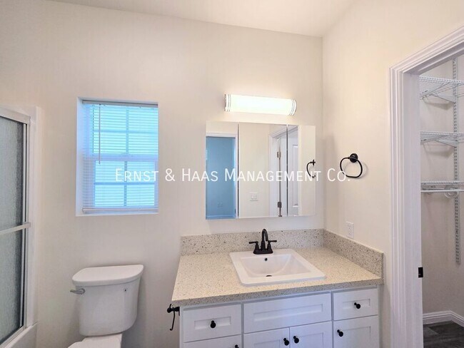Building Photo - 4169 Country Club Dr