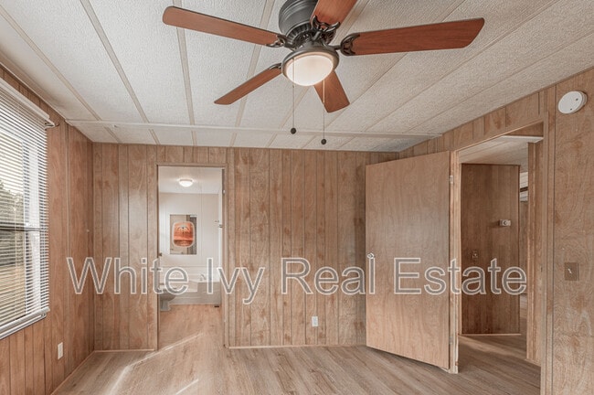 Building Photo - 30 Allen Rd