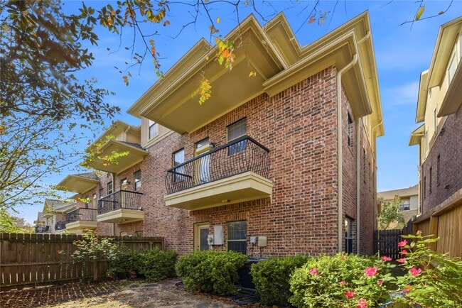 Building Photo - 7932 Stoneyway Dr