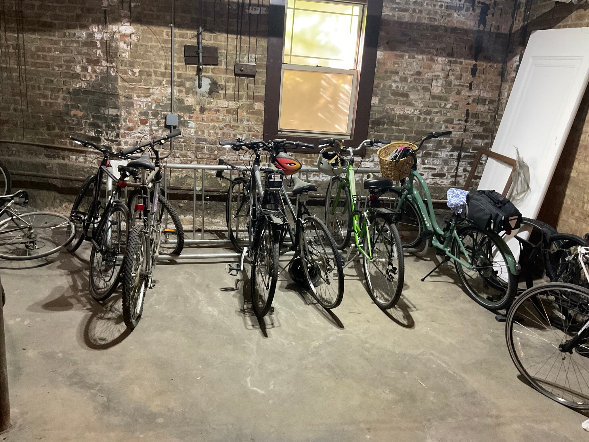Bike room - 825 Forest Ave