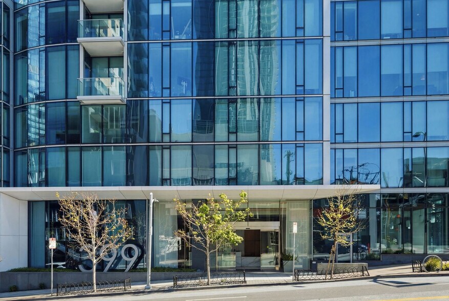 Building Photo - 399 Fremont St