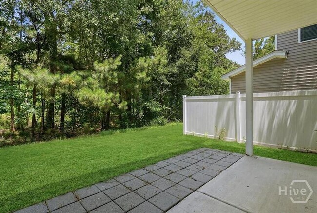 Building Photo - 380 Summer Hill Way