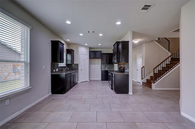 Building Photo - 126 Screech Owl Dr